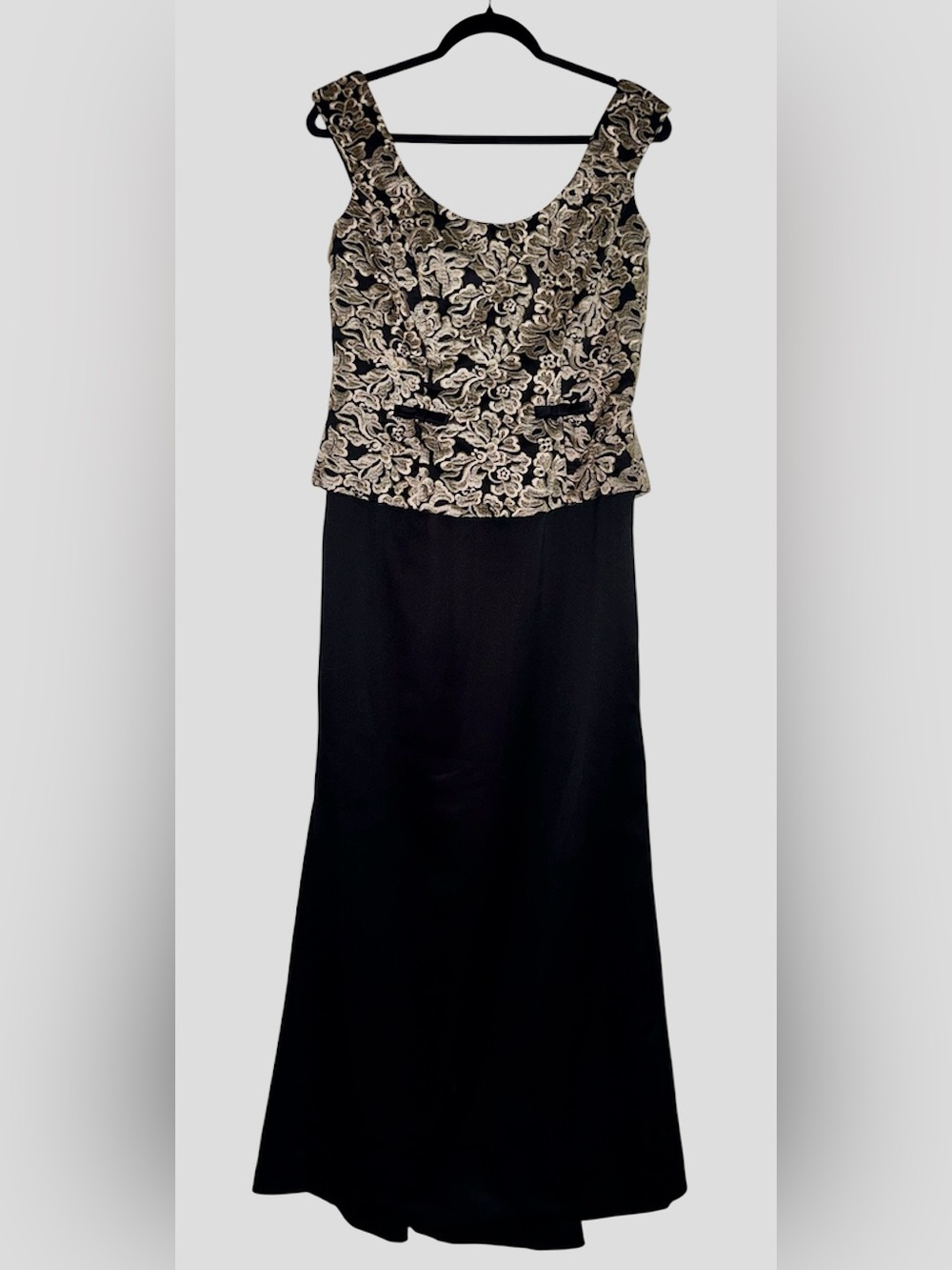 Vintage Black Evening Gown with Gold Floral Bodice💕